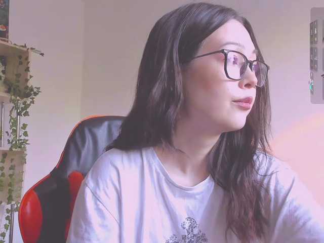 Apraides ekrānuzņēmumi ShadowEva