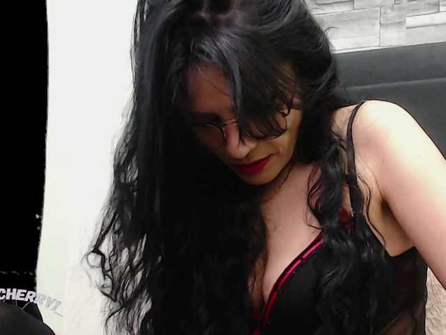 Fotogrāfijas Shari-Cherry1 I like to caress my body and have many orgasms.