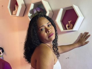 Erotiska video tērzēšana SHAROM-ADAMS