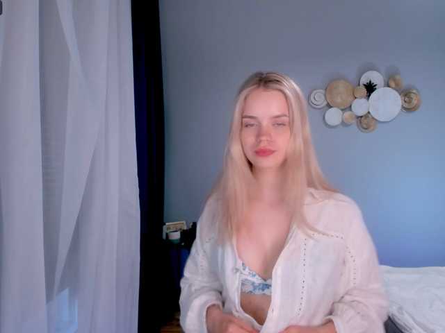 Fotogrāfijas ShiningStar Hello everyone! lovense reacting from 2 tkAre you in naughty mood? Tell me your fantasy in PM 100 tk tip will help me in Queens raiting, thank you for care! OnlyFans @amberroseblossom