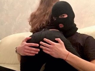 Erotiska video tērzēšana ShowMaskGoOn