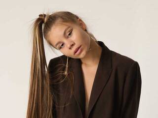 Erotiska video tērzēšana skyler-lux