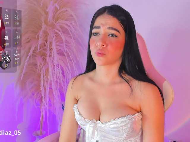 Fotogrāfijas SmithPaty SEXY GIRL WISHES THAT I FUCK HER TODAYS! Big squirt with machine❣ @sofar raised, @remain remaining until the show start! ❤ my favorite tips 222, follow me on IG:Patydiaz_05 #dirty #fuckmachine #anal