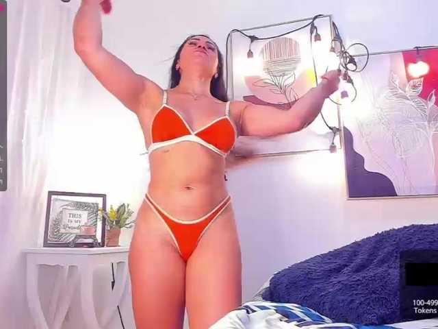 Apraides ekrānuzņēmumi Sofia-Jones