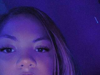 Erotiska video tērzēšana SofiaaSweet