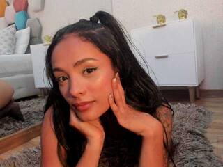 Erotiska video tērzēšana SofiaBrown