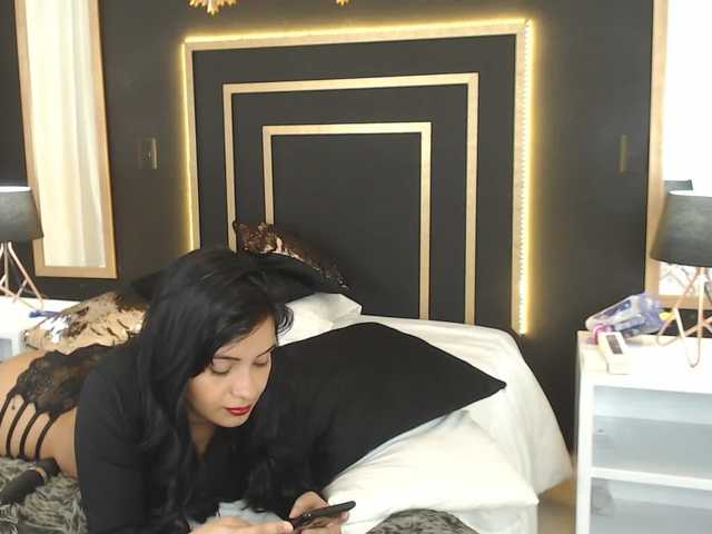 Apraides ekrānuzņēmumi SofiaCampbell