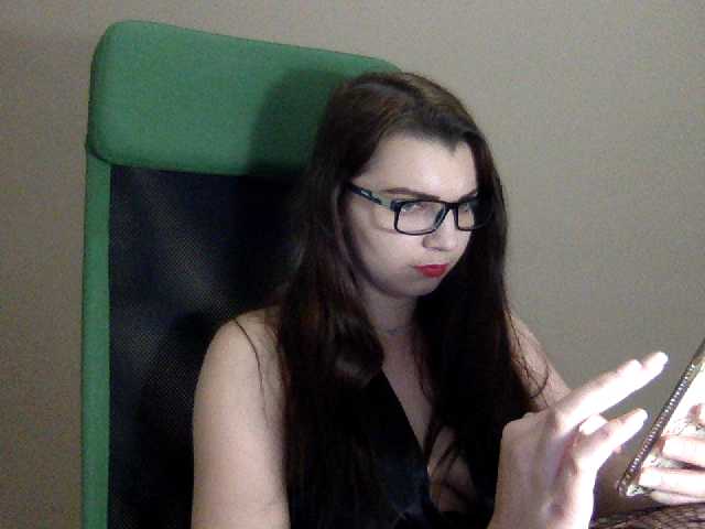 Apraides ekrānuzņēmumi SofiaClark