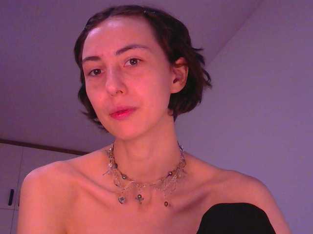 Fotogrāfijas Sonia_Delanay GOAL - OIL BOOBS. natural, all body hairy. like to chat and would like to become your web lover on full private 1000 - countdown: 419 selected, 581 has run out of show!"