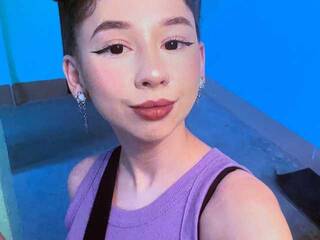 Erotiska video tērzēšana SonyaMeow