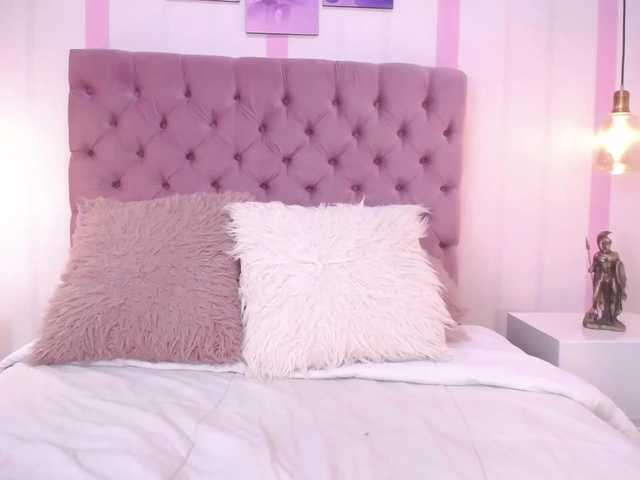 Apraides ekrānuzņēmumi SophiaTurner