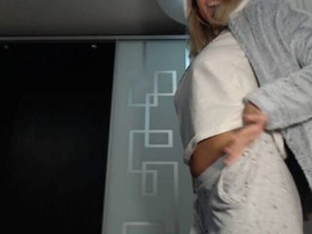 Apraides ekrānuzņēmumi Sophie-Xeon