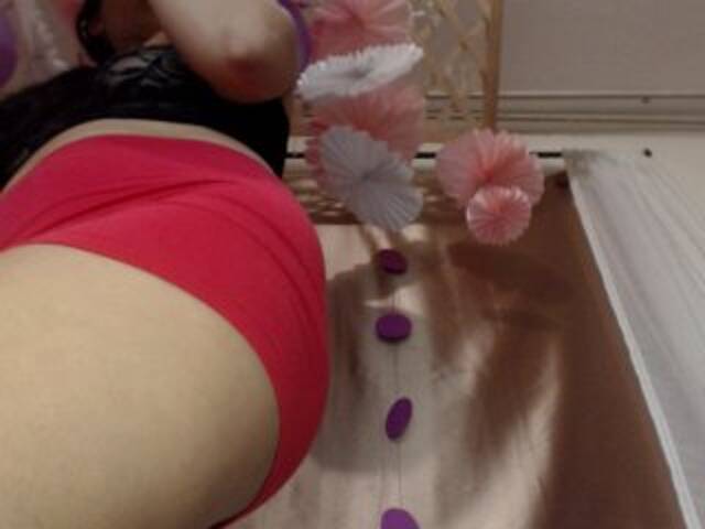 Apraides ekrānuzņēmumi SophieHouston