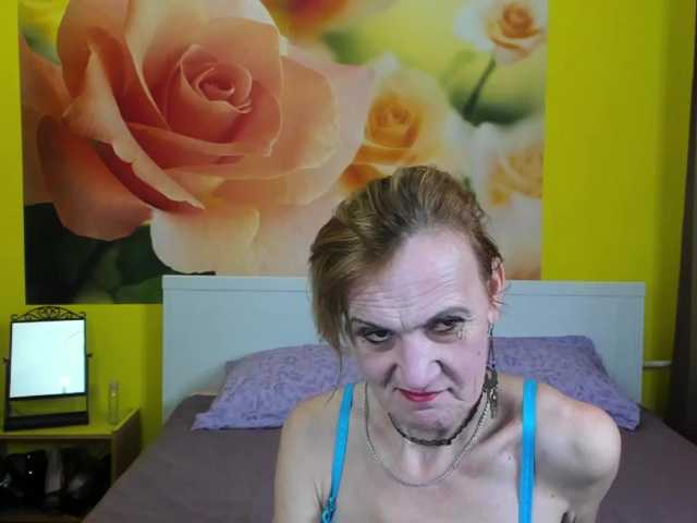 Apraides ekrānuzņēmumi SqurtyLally69