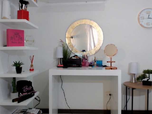 Apraides ekrānuzņēmumi StaceyWood