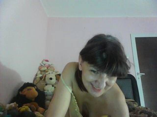 Apraides ekrānuzņēmumi strawberychus