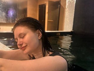 Erotiska video tērzēšana Sunny-Smail