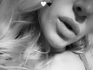 Erotiska video tērzēšana Suuzykiss