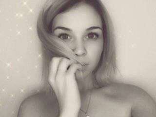 Erotiska video tērzēšana Sexxxyloves