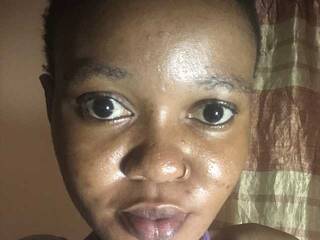 Erotiska video tērzēšana Sweet-Iddah