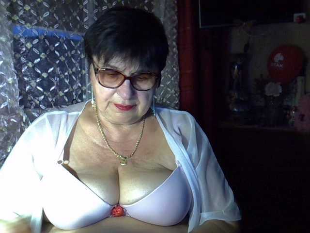 Fotogrāfijas SweetCherry00 no tip no wishes, 30 current I will show the figure, subscription 10, camera 50 token