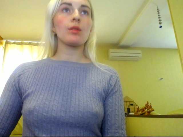 Fotogrāfijas SweetGia like 11 / ass 50 / chest 80 / feet 20 / control toys 199 10 min/more pvt c2c 25/33 ultra 33 sec/blowjob 60/snap355/ AHEGAO FACE 13/ naked 350/oil bobs 111/ice in panties: 110