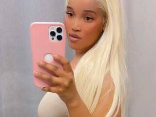 Erotiska video tērzēšana Sweetheartcocomwllow