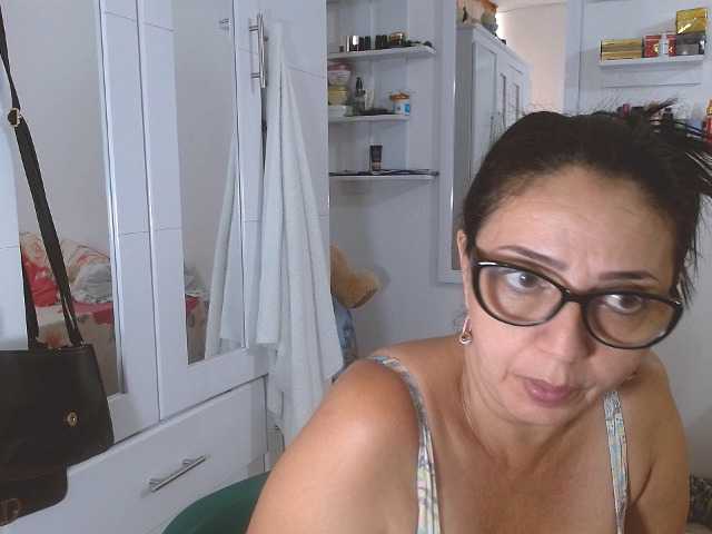 Fotogrāfijas sweetthelmax HAPPY YEAR dear members today is our last day of broadcast I hope it is not the last wish that there will be many more I appreciate your partnership during these 365 days # show cum # show squirts # boobs 65 # ass # 35 # blow job 45 "" "