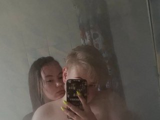 Erotiska video tērzēšana Tanya-and-Sara