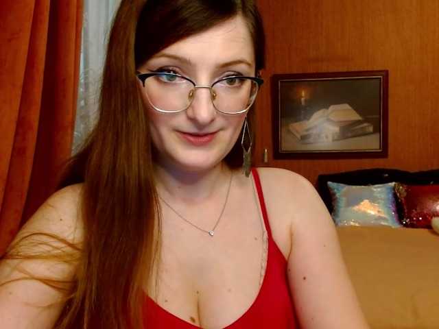 Fotogrāfijas tastyAriel Sweet and yet dang naughty ;) #innocentface #sweet #petite #glasses #fetish #natural #domina #teaser #cfmn #joi #cei #cbt #sph