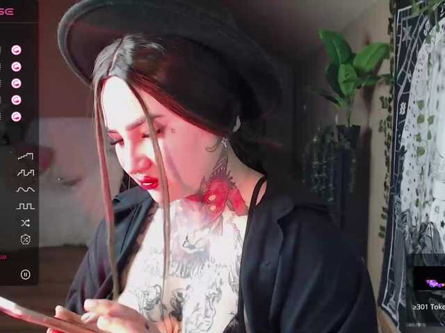Apraides ekrānuzņēmumi Tattoo-kim