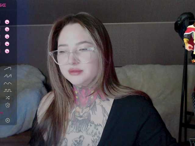 Apraides ekrānuzņēmumi Tattoo-kim