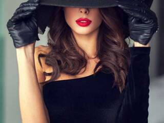 Erotiska video tērzēšana TattyAnal