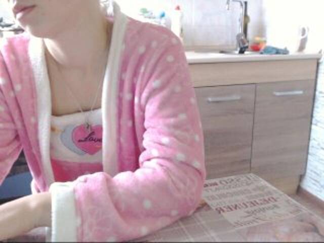 Apraides ekrānuzņēmumi PlayGirlKiss