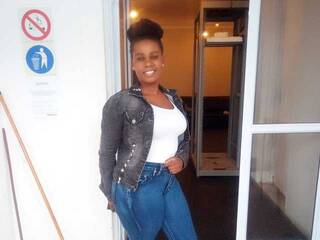 Erotiska video tērzēšana Thando7532