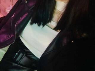 Erotiska video tērzēšana ThelmaHettie