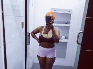 Erotiska video tērzēšana Thickerboobs-xx