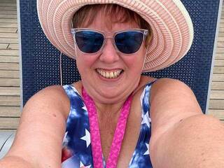 Erotiska video tērzēšana TightKitty55