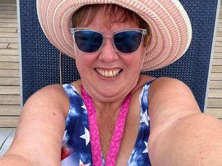 Erotiska video tērzēšana TightKitty55