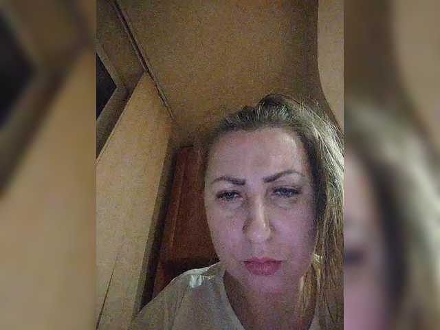 Apraides ekrānuzņēmumi TopNewBlonda