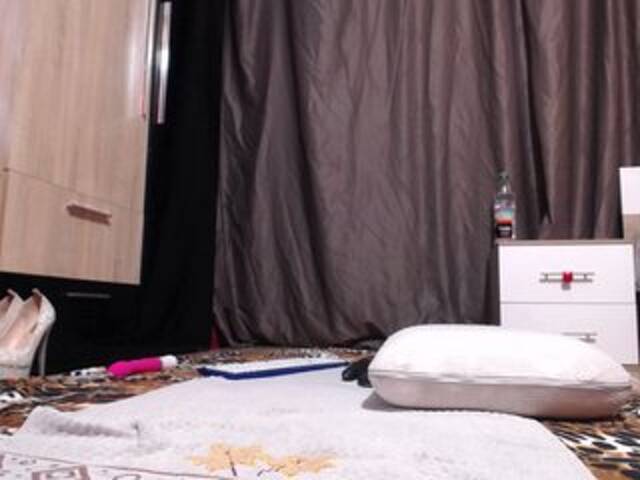 Apraides ekrānuzņēmumi TotalSlave4u