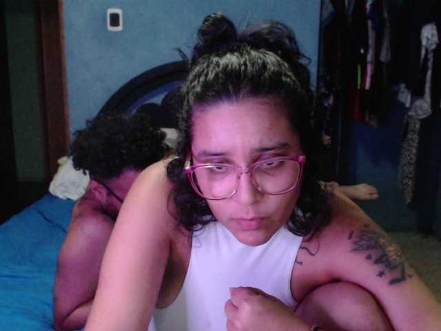 Fotogrāfijas Angie_Gabe IF U WANNA SOME ATTENTION JUST TIP. IF U WANNA SEE US FUCK HARD GO PVT AND WE CAN FUN TOGETHER. We will not pay attention to people who get heavy without contributing