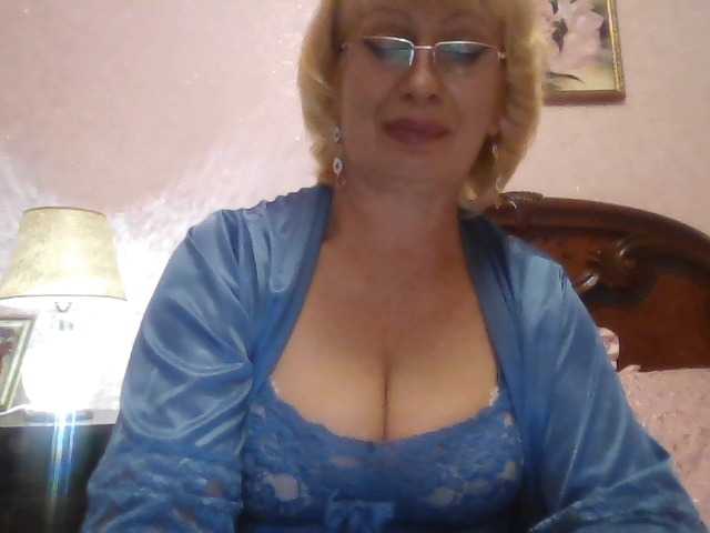 Fotogrāfijas _mamasita_ Greetings, my dears: * Welcome im my room. I will be glad to your attention and gifts :)