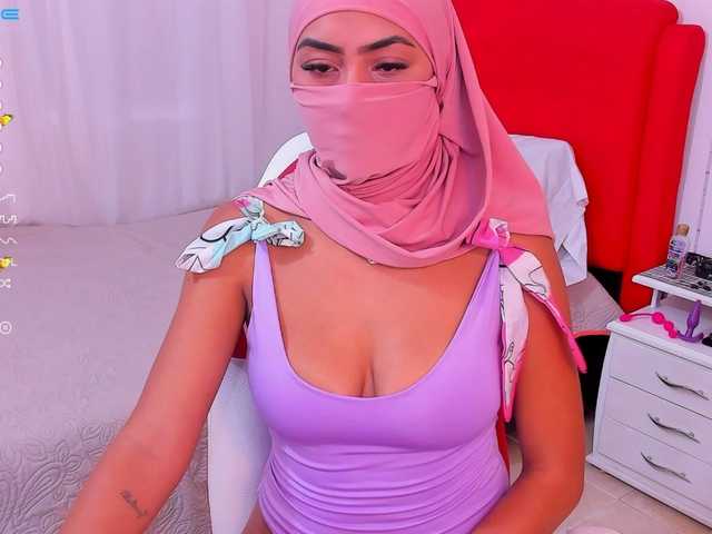 Fotogrāfijas Vaaleriiia NEW! Arab girl shows her vagina evil @total #sexhard #anaal #squirt Get it to come! missing @remain