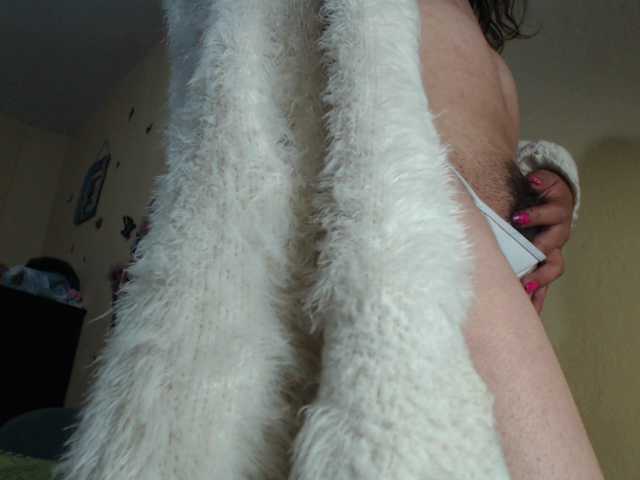 Apraides ekrānuzņēmumi veryhotxxx