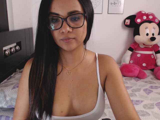 Fotogrāfijas Victoriadolff hello guys i am new here i want to have a nice time .... naked # latina # show pvt