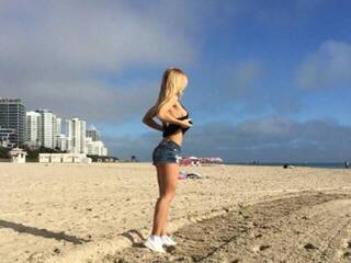 Erotiska video tērzēšana Victoriiaaa