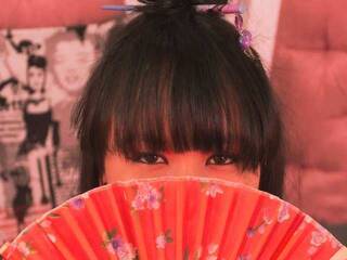 Erotiska video tērzēšana Violet-ros