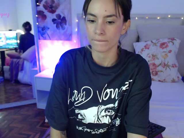 Apraides ekrānuzņēmumi violeta-rodri