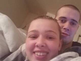 Erotiska video tērzēšana CouchCouple7